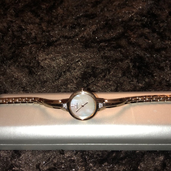 🤗🤗🤗Gold Citizens watch - Picture 3 of 6